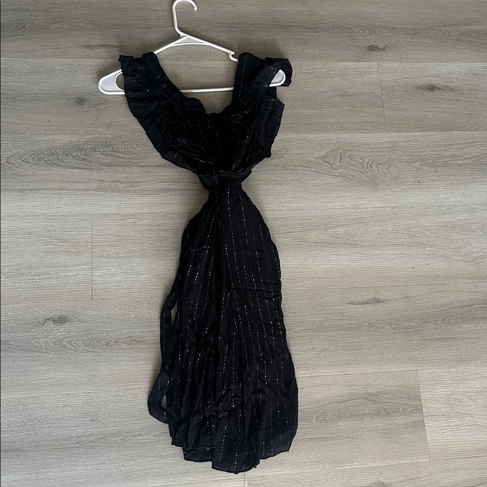 NaNa Black Garment with Silver Accents